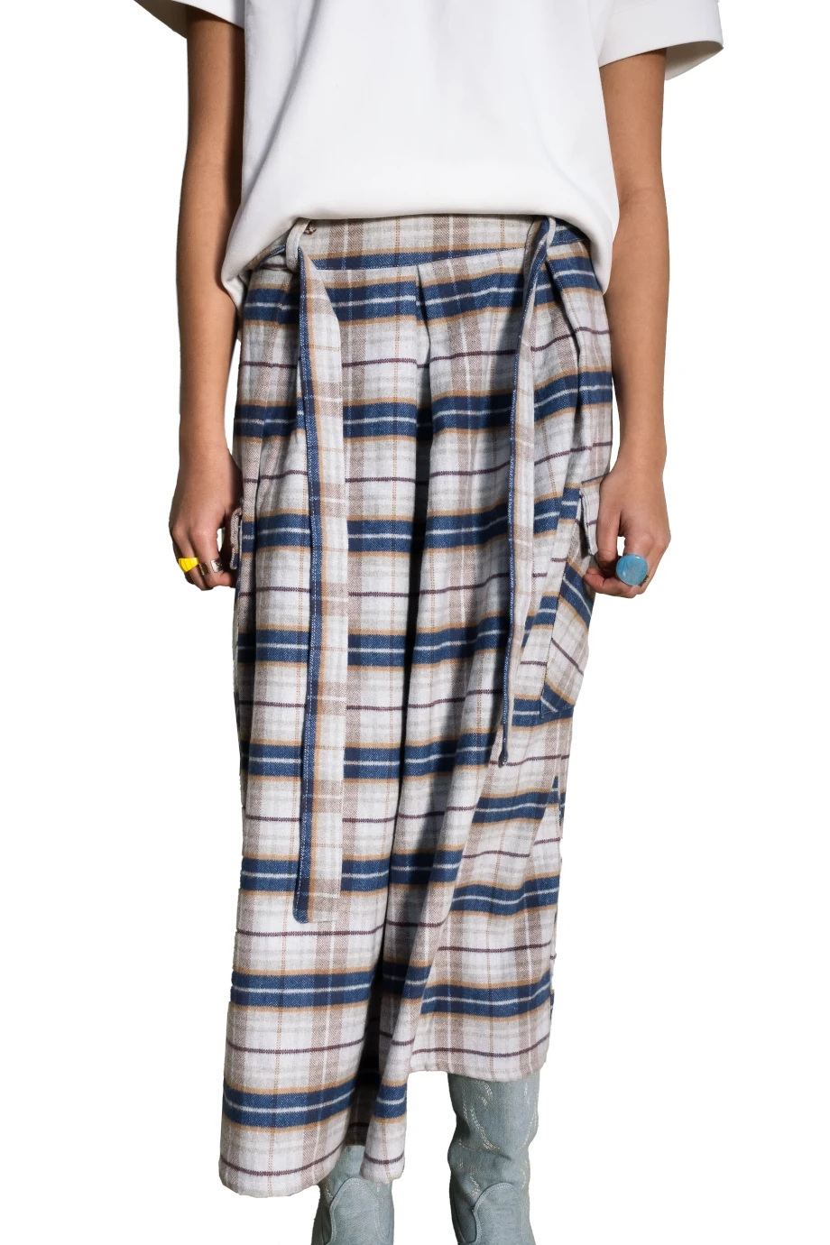 Checkered Cargo Skirt - Off White & Blue